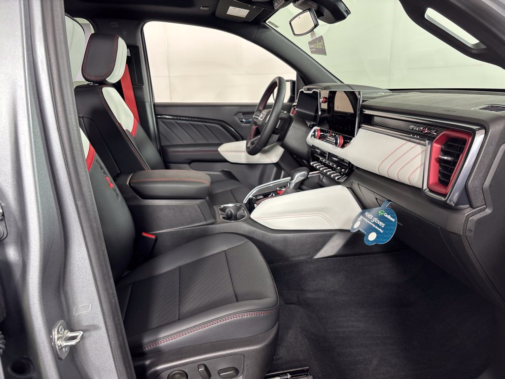 Certified 2026 GMC Canyon AT4X AWD/4WD image 5