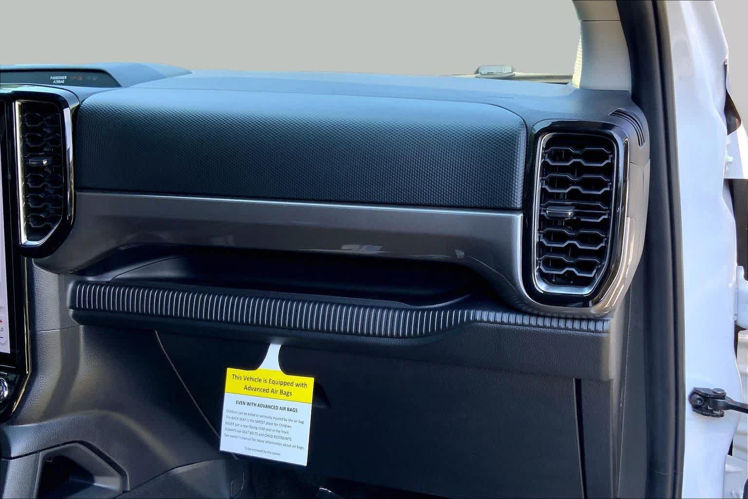 Used 2025 Ford Ranger XLT w/ Equipment Group 301A High RWD image 19