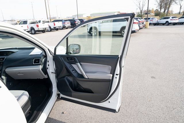 Used 2018 Subaru Forester 2.5i Premium image 14