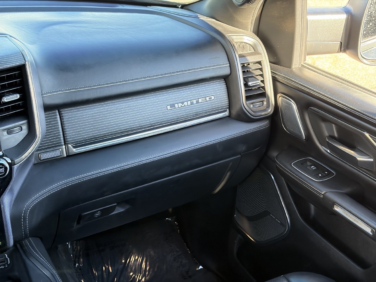 Used 2021 RAM 1500 Limited w/ Night Edition AWD/4WD image 25