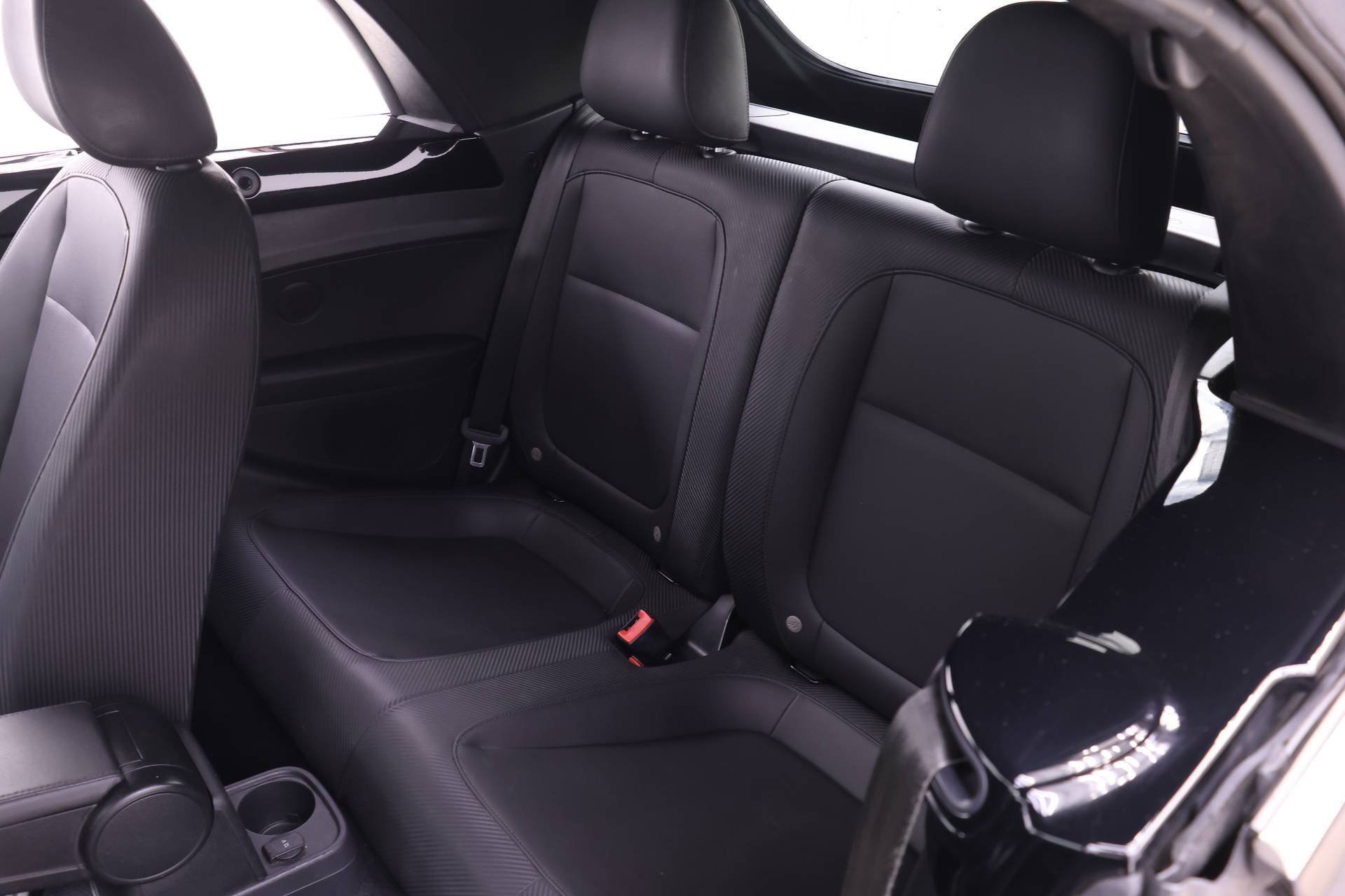 Used 2018 Volkswagen Beetle 2.0T S w/ Style & Comfort Package image 12