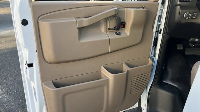 New 2025 Chevrolet Express 2500 Extended w/ Safety Package RWD image 11