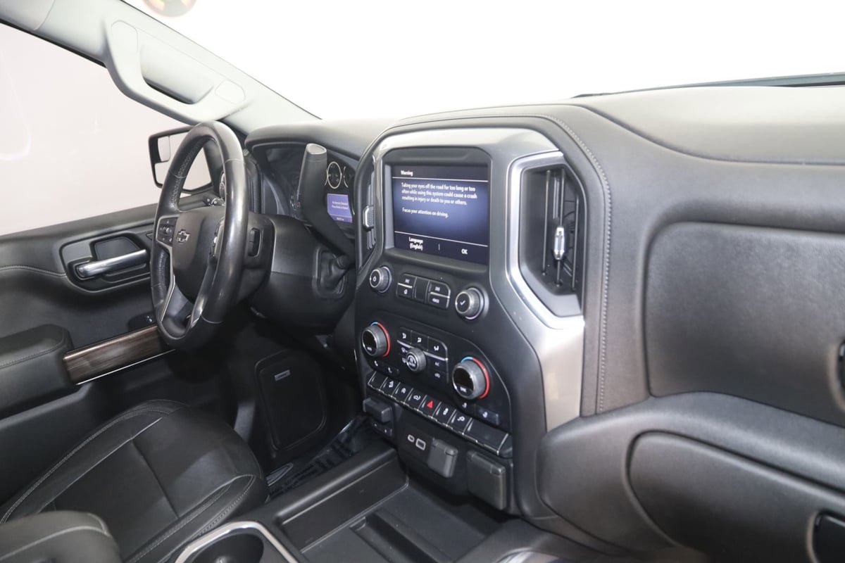 Used 2019 Chevrolet Silverado 1500 LT Trail Boss AWD/4WD image 39
