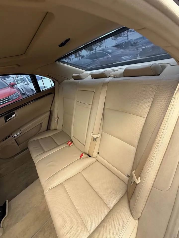 Used 2011 Mercedes-Benz S 400 image 8