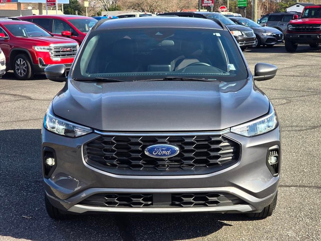 Used 2023 Ford Escape ST-Line Select AWD/4WD image 22