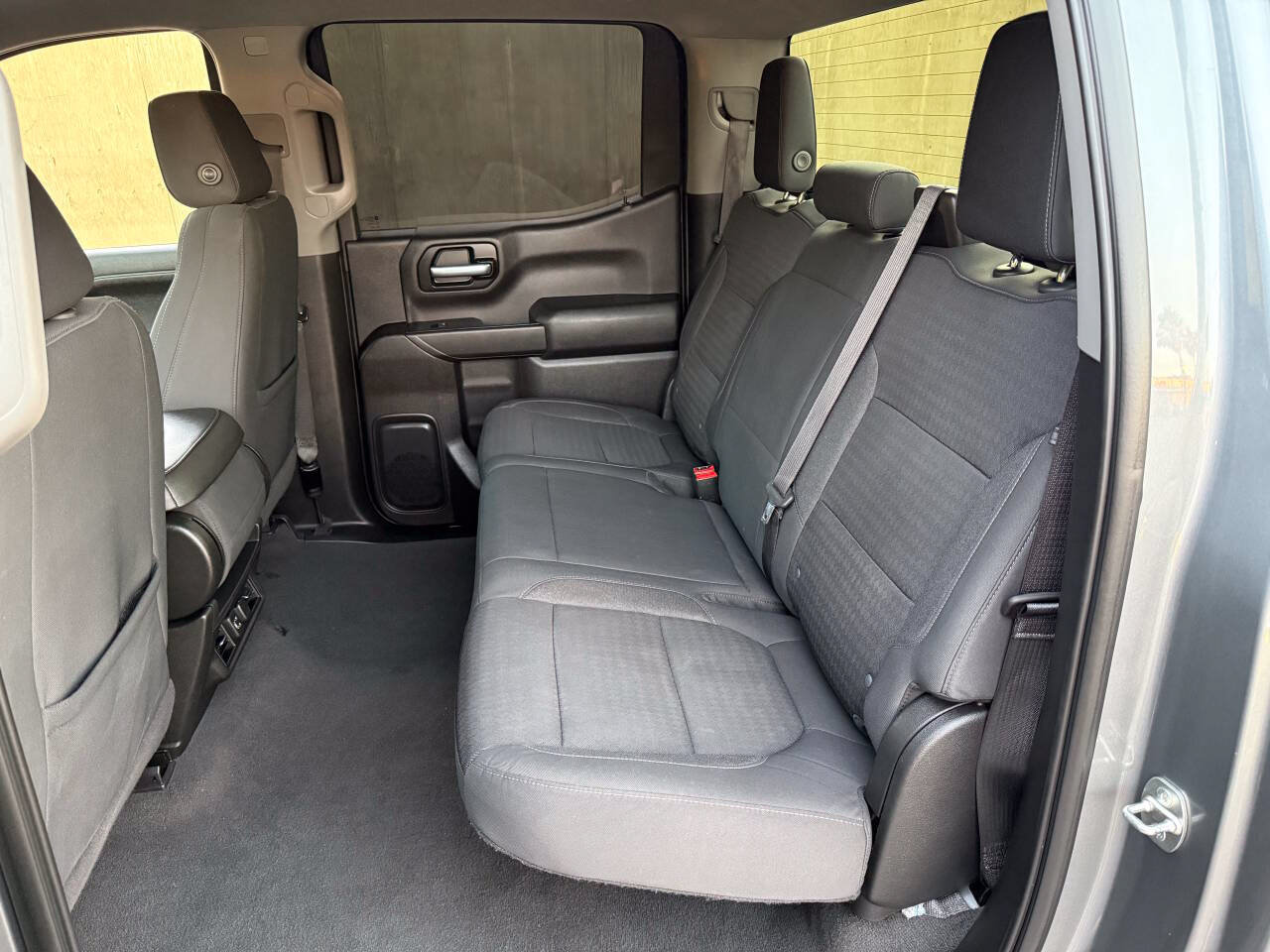 Used 2021 Chevrolet Silverado 1500 LT AWD/4WD image 20