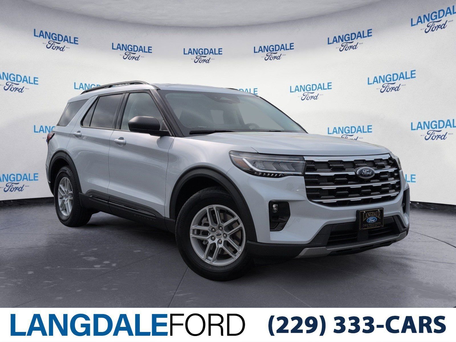 New 2026 Ford Explorer Active w/ Active Comfort Package RWD image 1
