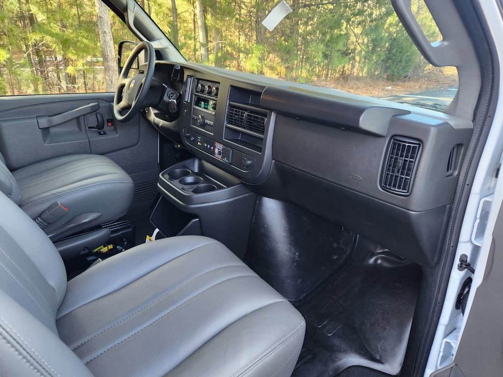 New 2025 Chevrolet Express 2500 Extended w/ Driver Convenience Package image 7