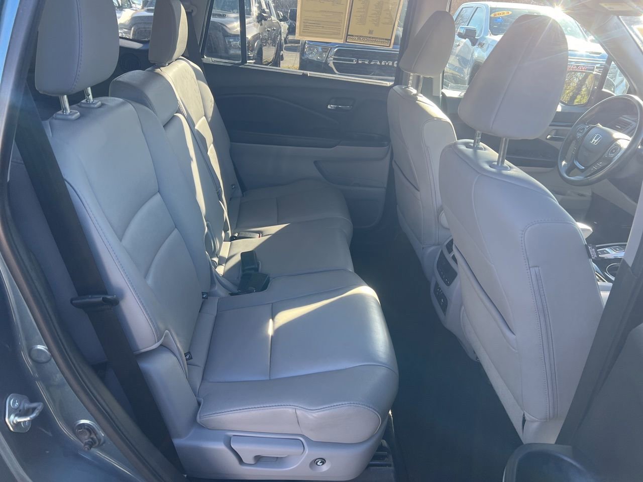 Used 2017 Honda Pilot Touring image 23