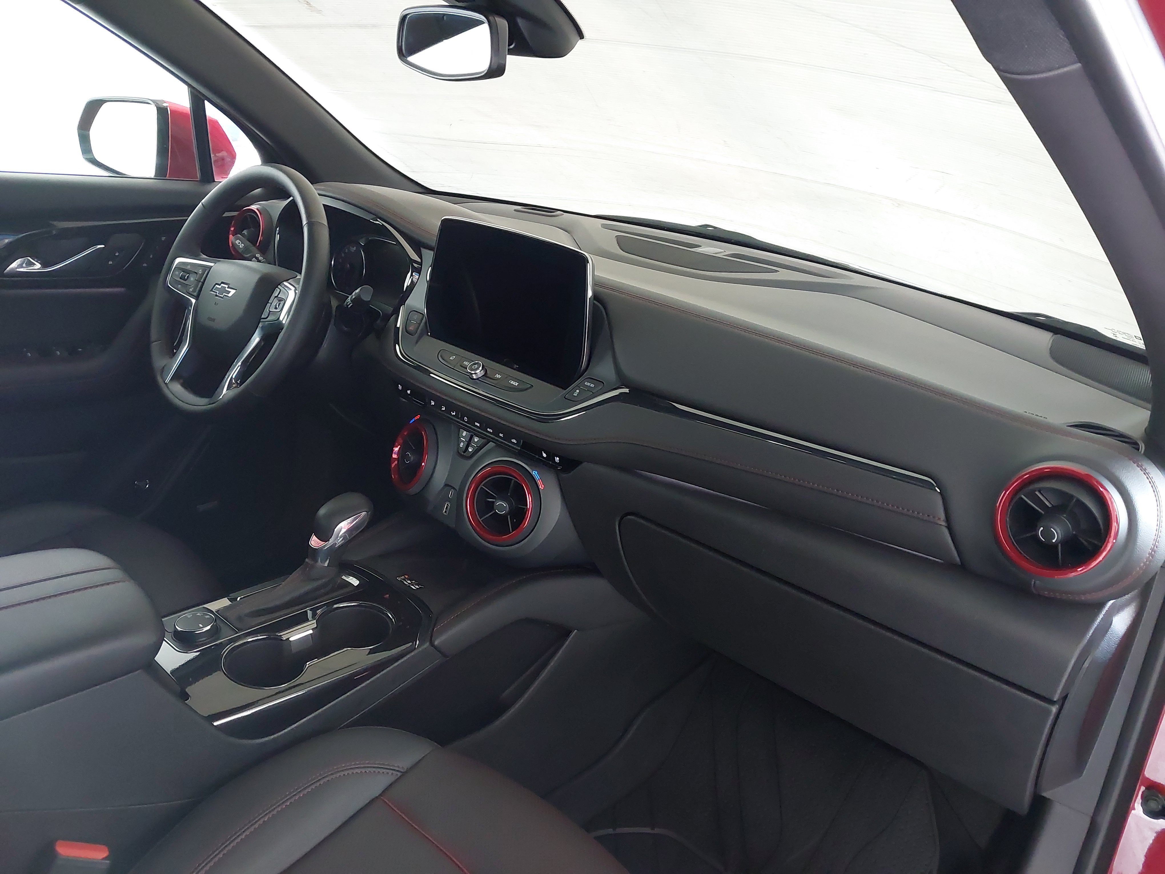 Used 2023 Chevrolet Blazer RS w/ Enhanced Convenience Package FWD image 29