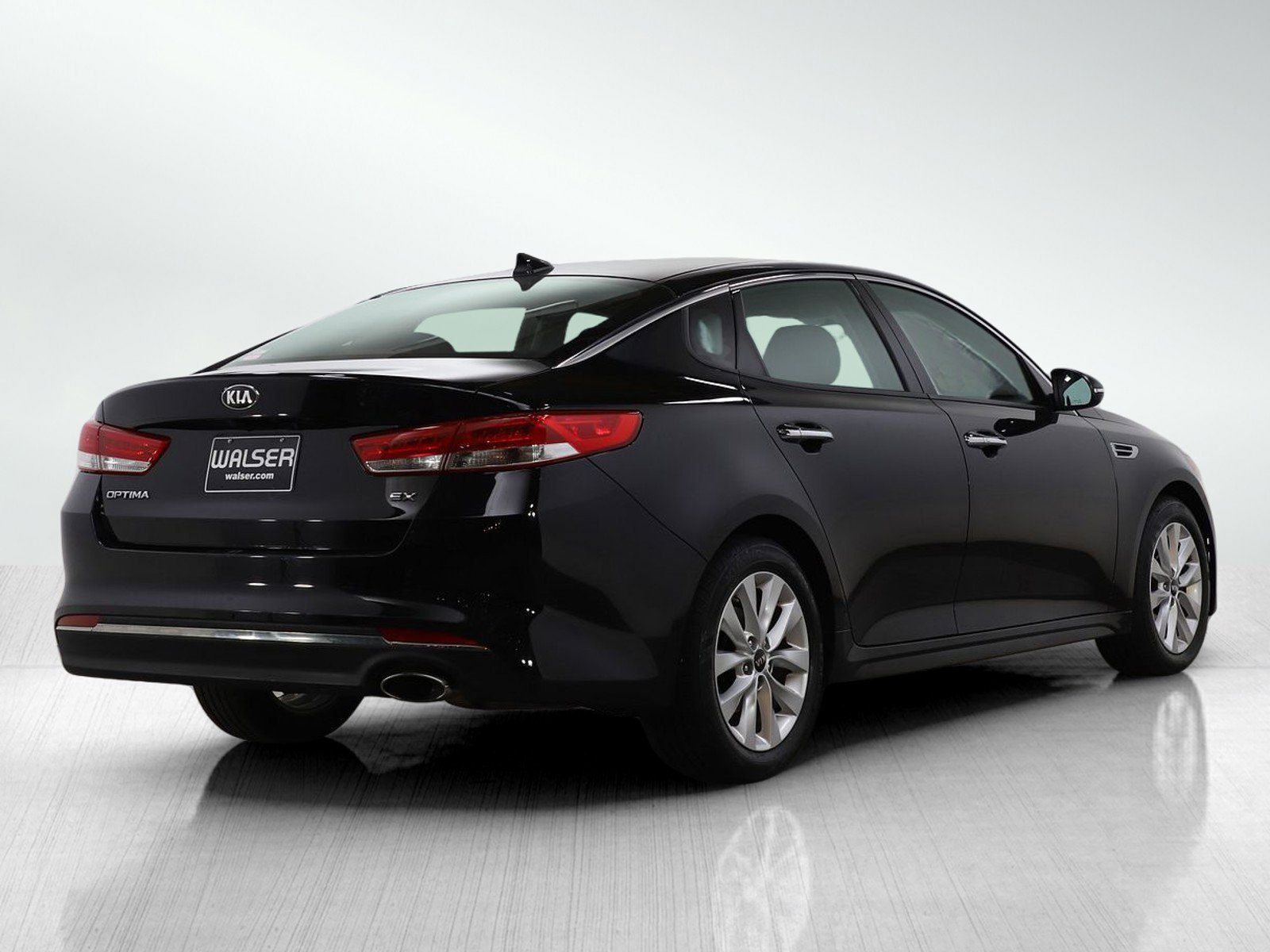 Used 2017 Kia Optima EX image 6