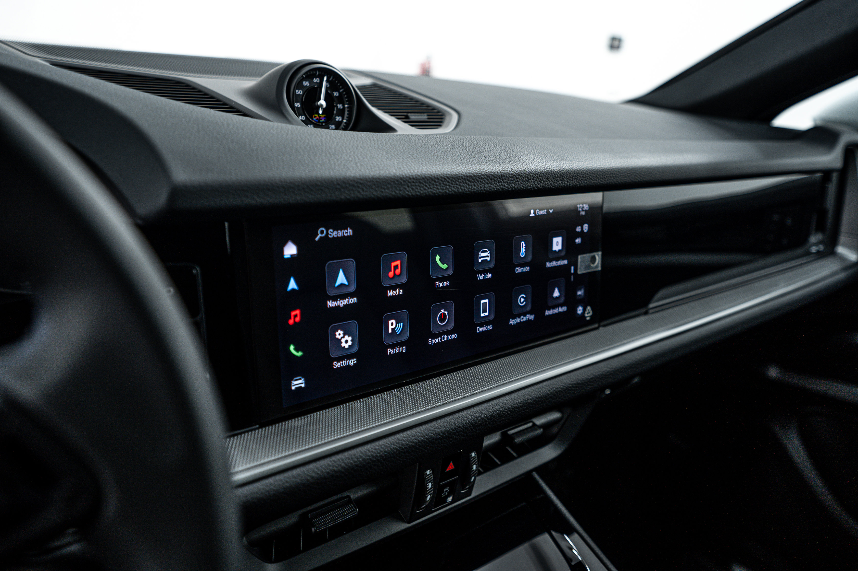 Certified 2025 Porsche Cayenne Coupe image 16