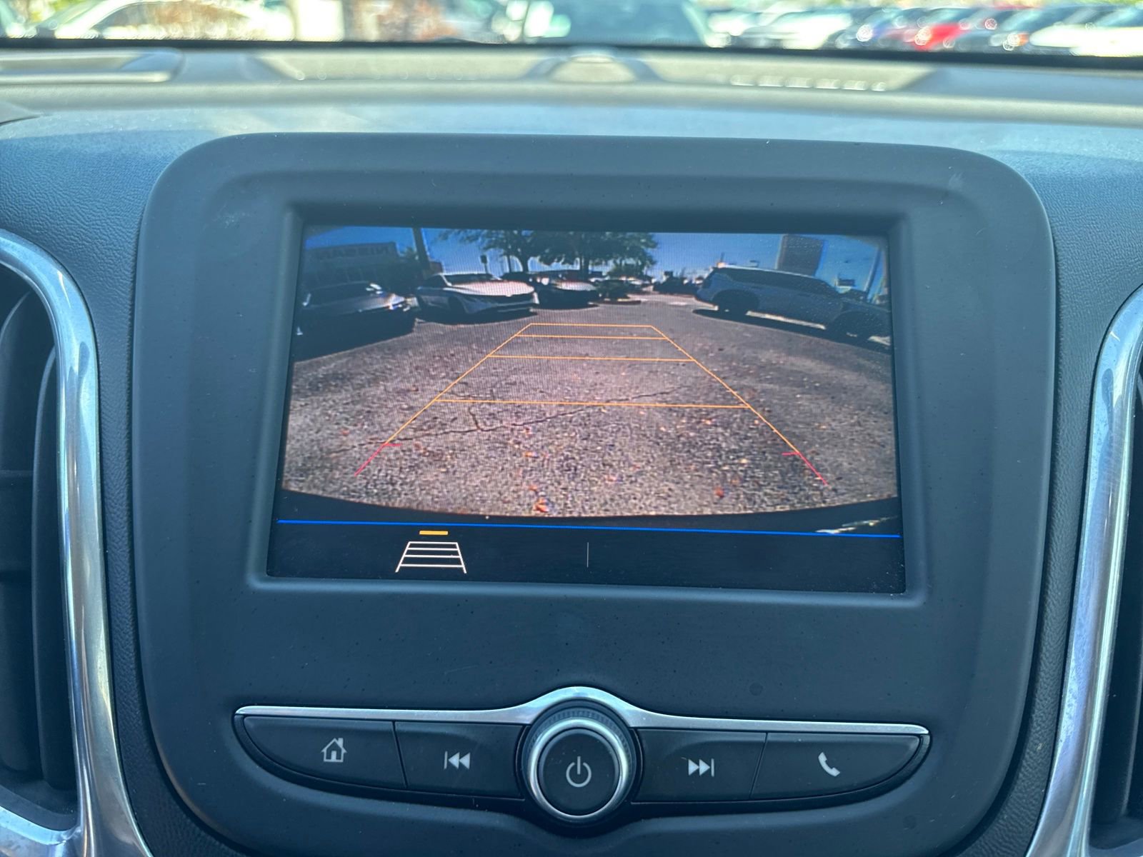 Used 2020 Chevrolet Equinox LT image 21