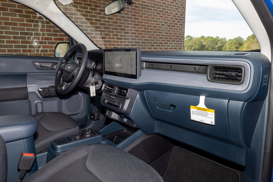 New 2025 Ford Maverick XL FWD image 23