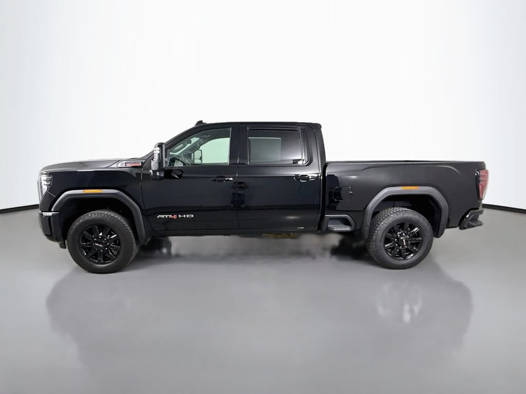 Used 2025 GMC Sierra 2500 AT4 AWD/4WD image 4