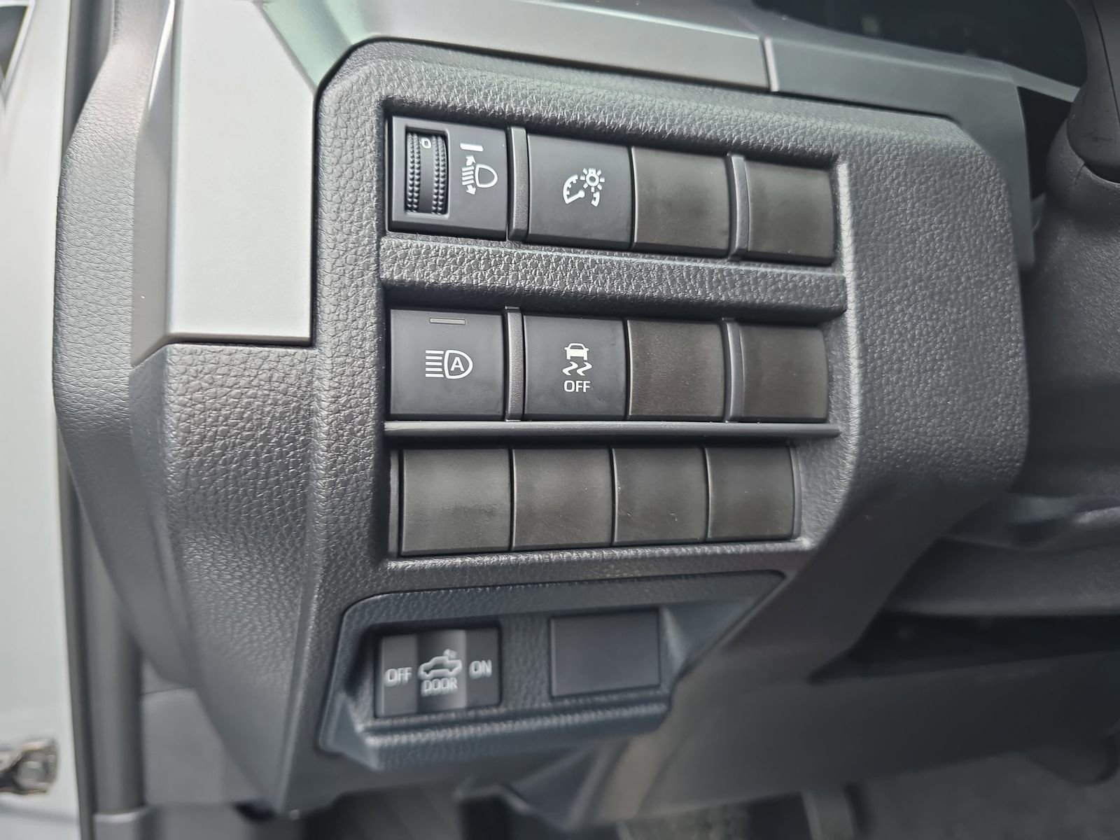 Used 2024 Toyota Tacoma SR5 w/ SR5 Upgrade Package image 24