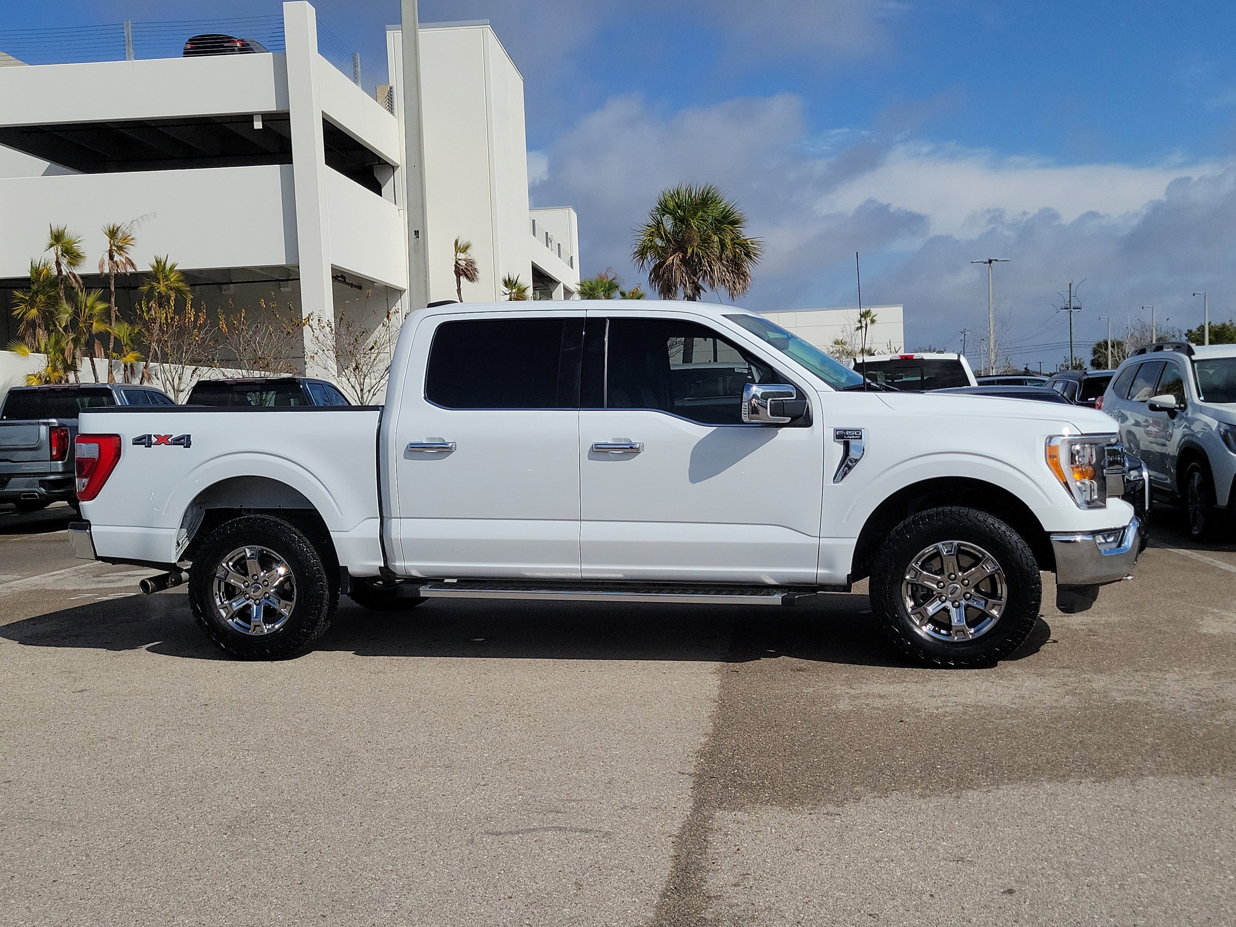 Used 2023 Ford F150 Lariat image 3
