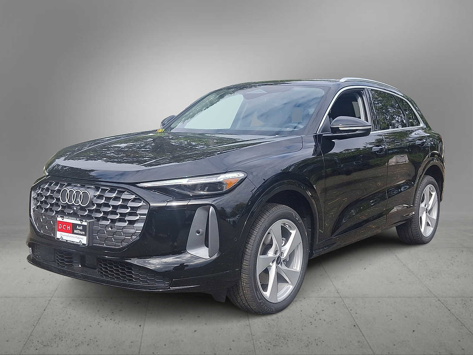 New 2025 Audi Q5 Premium Plus image 1