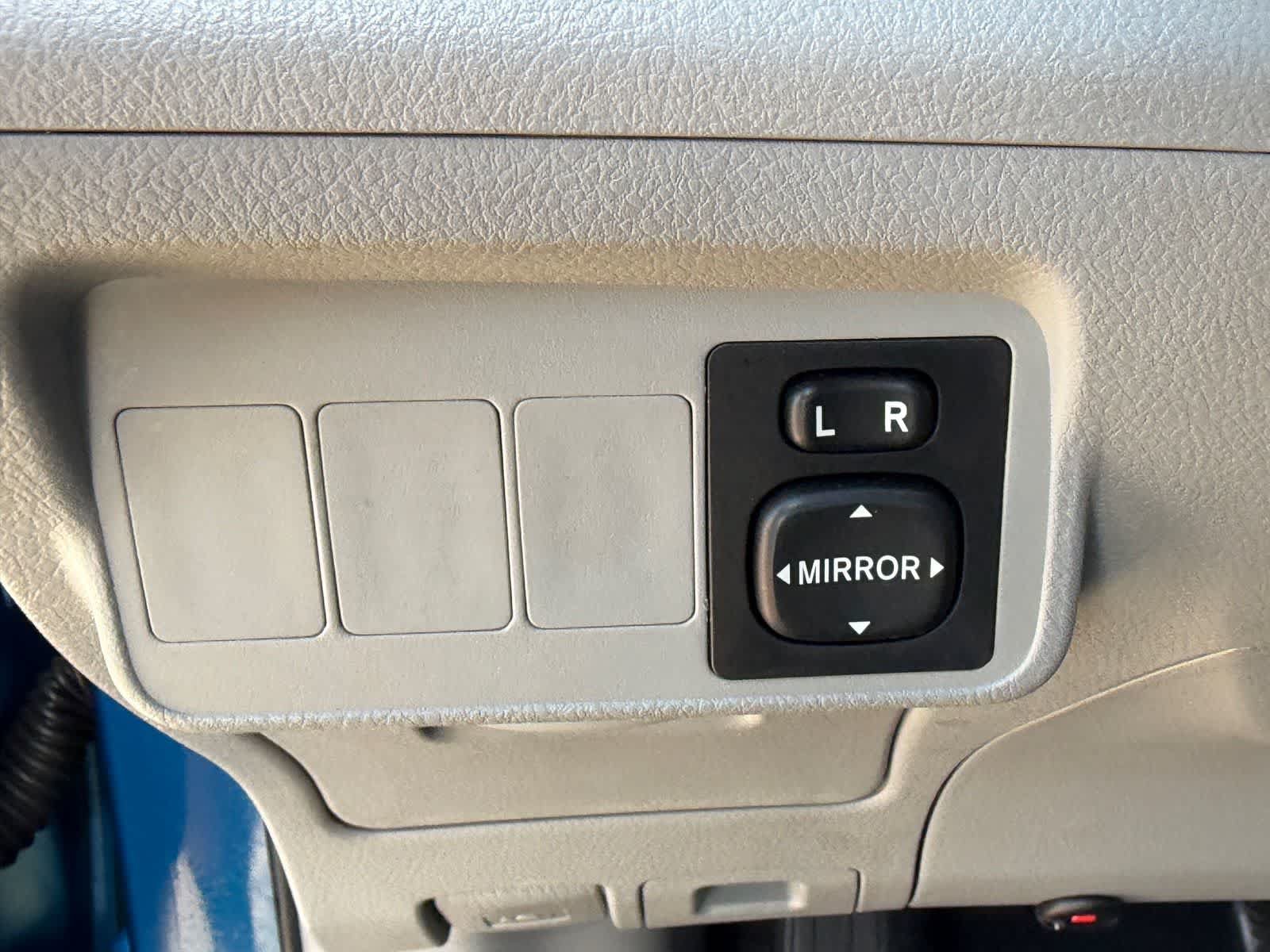 Used 2009 Toyota Corolla LE FWD image 15