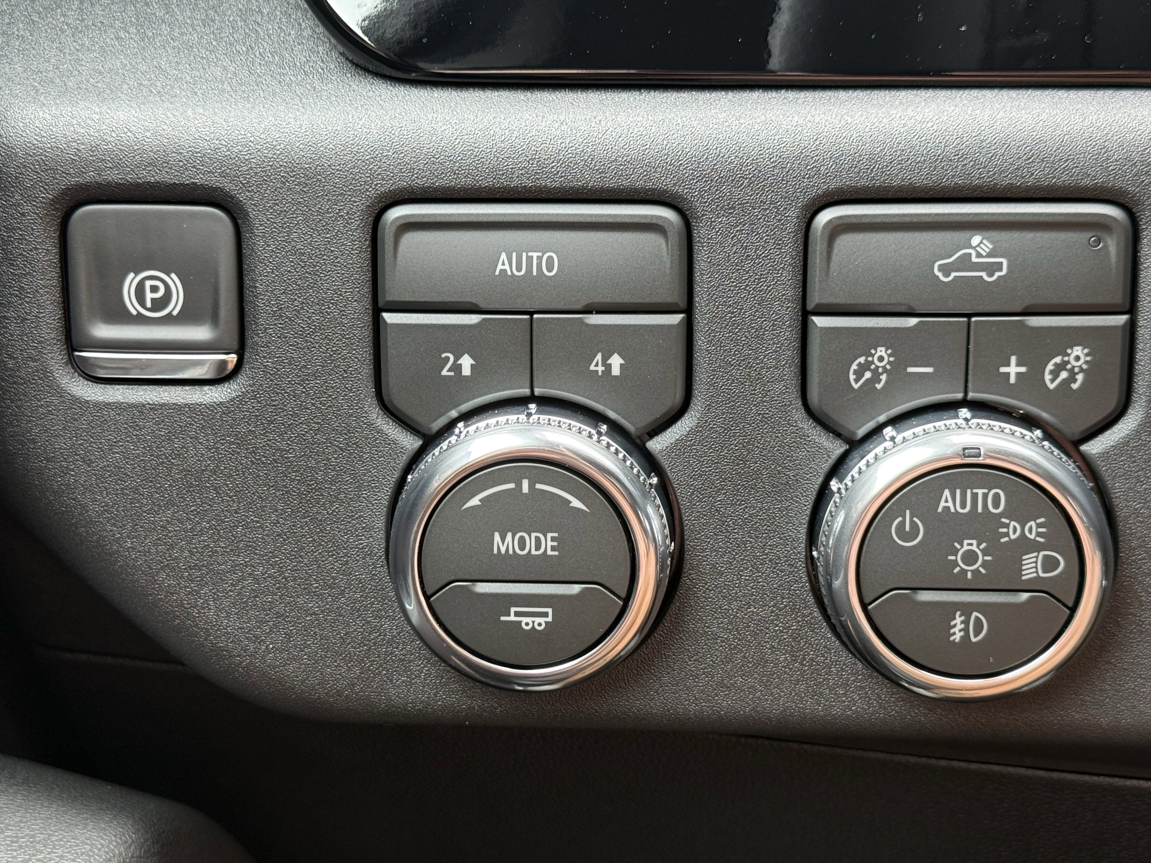 Used 2026 GMC Sierra 1500 Elevation image 25