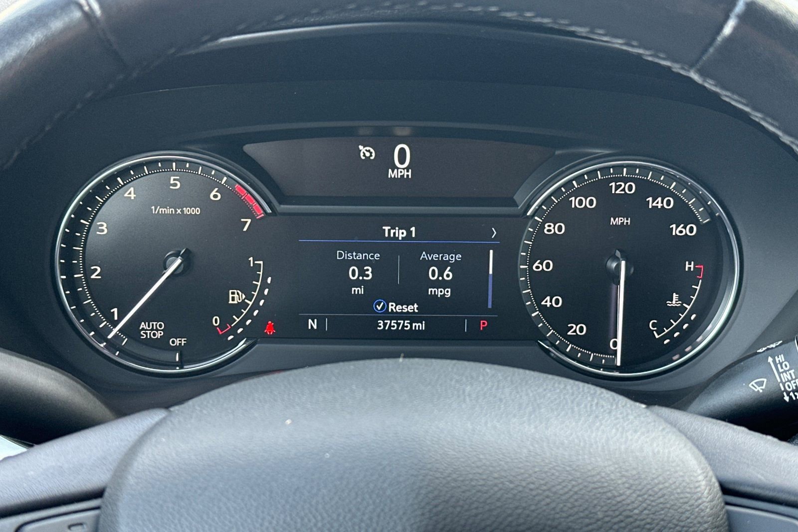 Certified 2023 Cadillac XT4 Luxury w/ Cold Weather Package FWD image 33