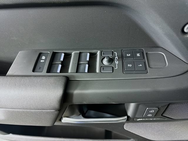 Used 2026 Land Rover Defender 110 S AWD/4WD image 19