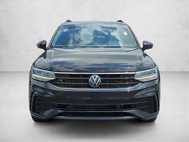 Used 2023 Volkswagen Tiguan SE R-Line FWD image 2