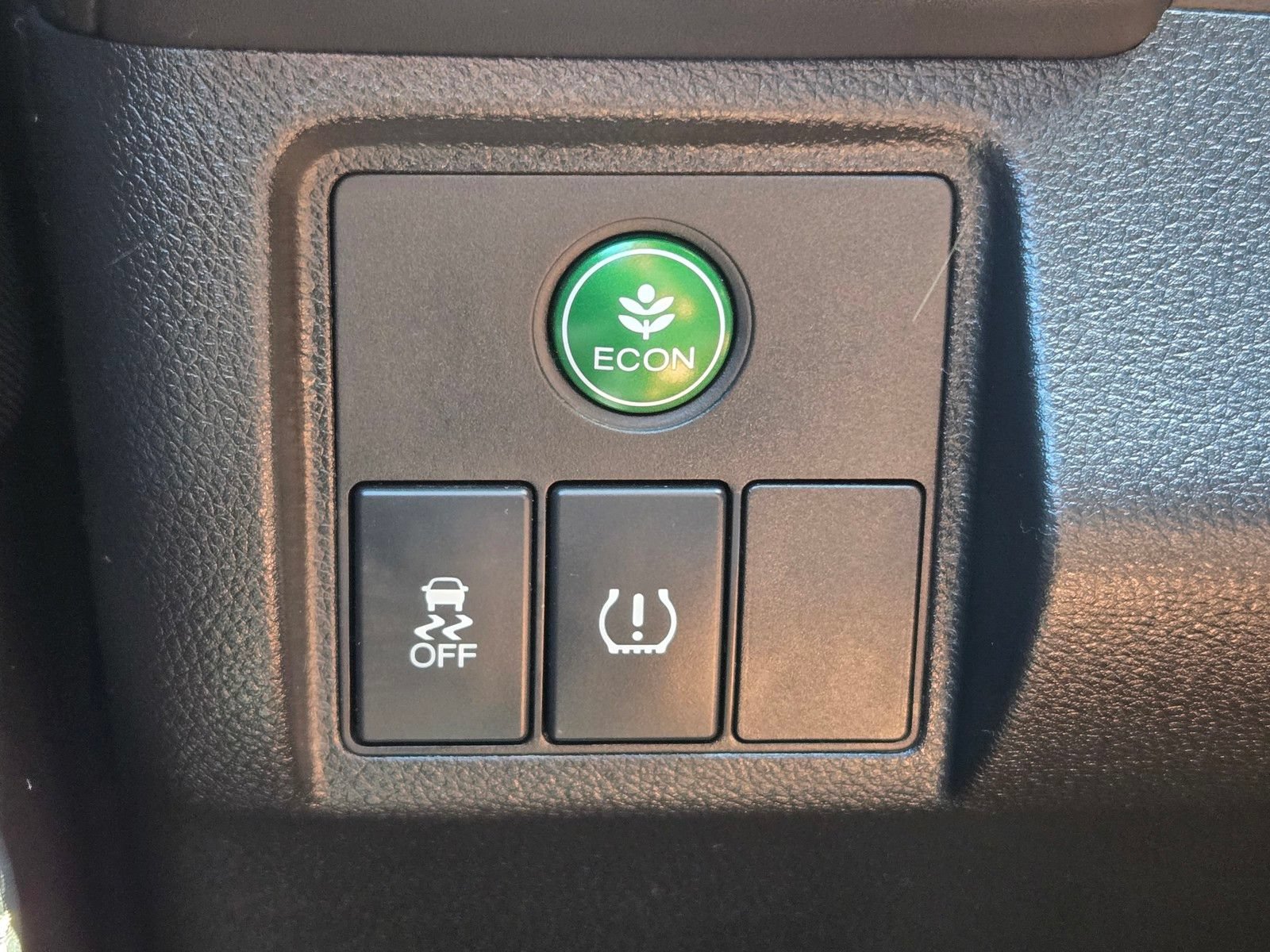 Used 2018 Honda HR-V EX image 30