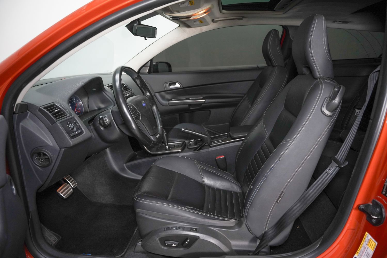 Used 2012 Volvo C30 T5 R-Design FWD image 32