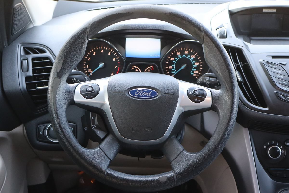 Used 2016 Ford Escape SE FWD image 18