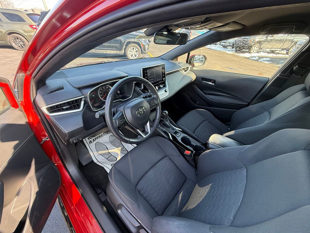 Used 2021 Toyota Corolla SE w/ Special Edition image 11