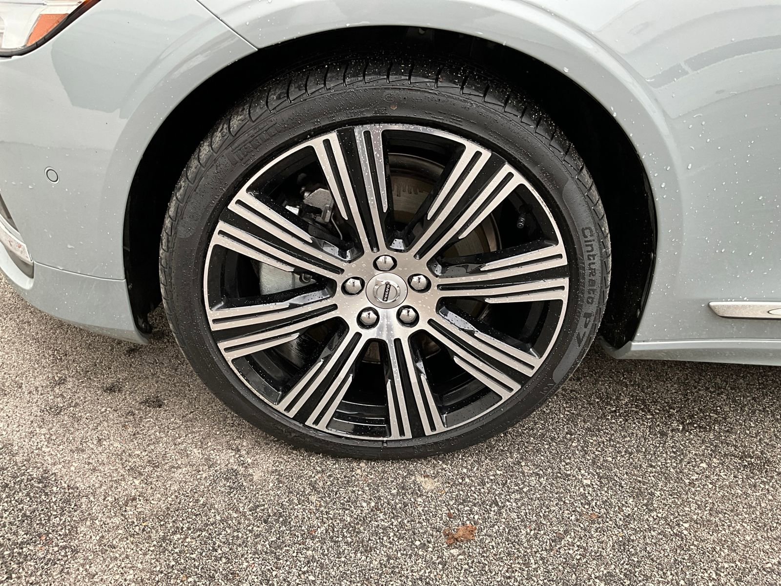 Certified 2024 Volvo S90 B6 Ultimate w/ Protection Package Premier image 35