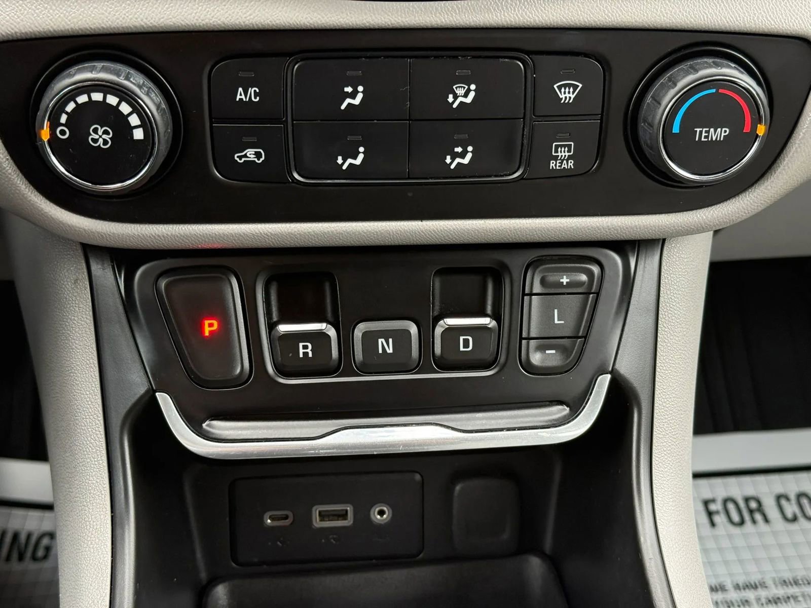 Used 2018 GMC Terrain SLE image 36