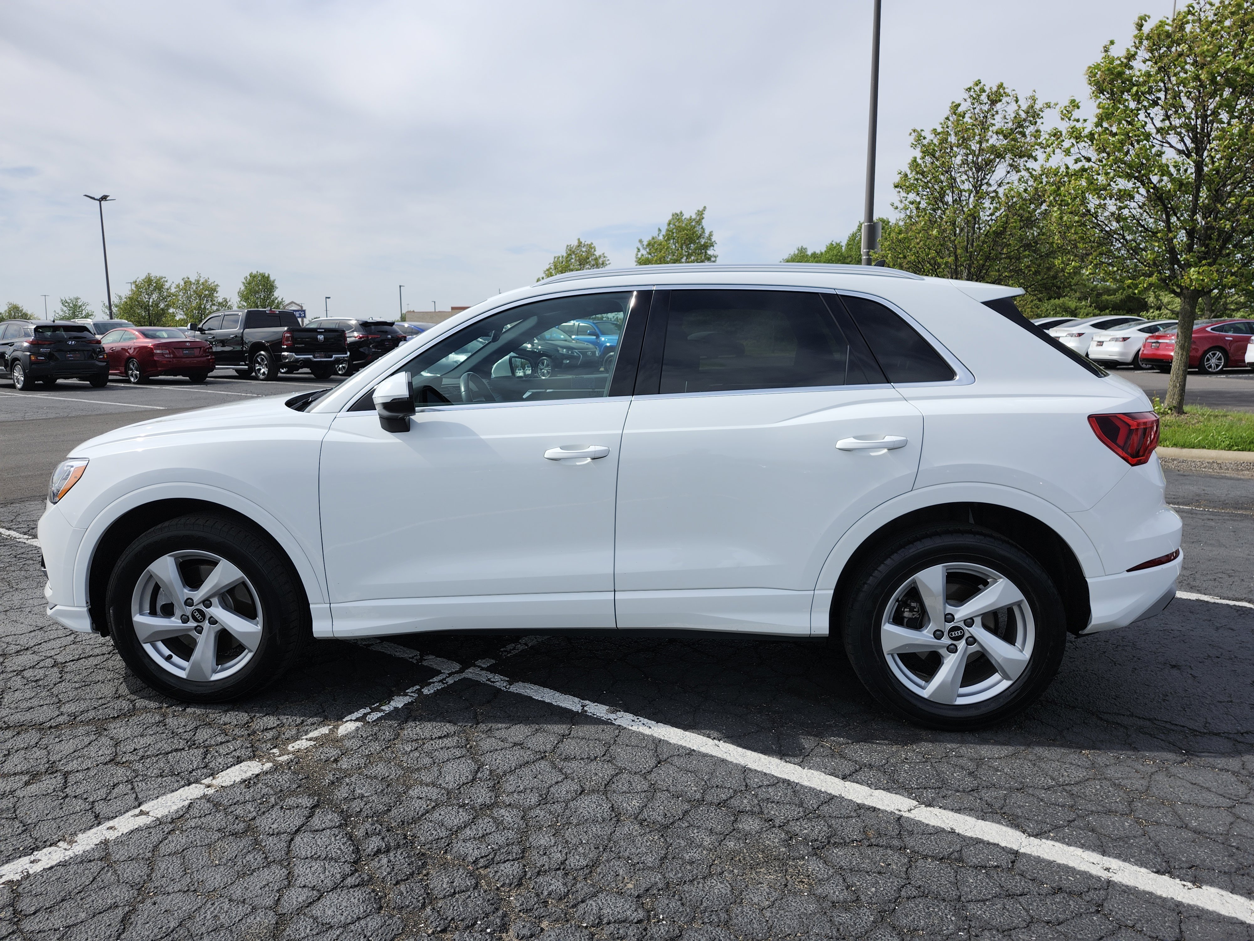 Used 2021 Audi Q3 2.0T Premium AWD/4WD image 14