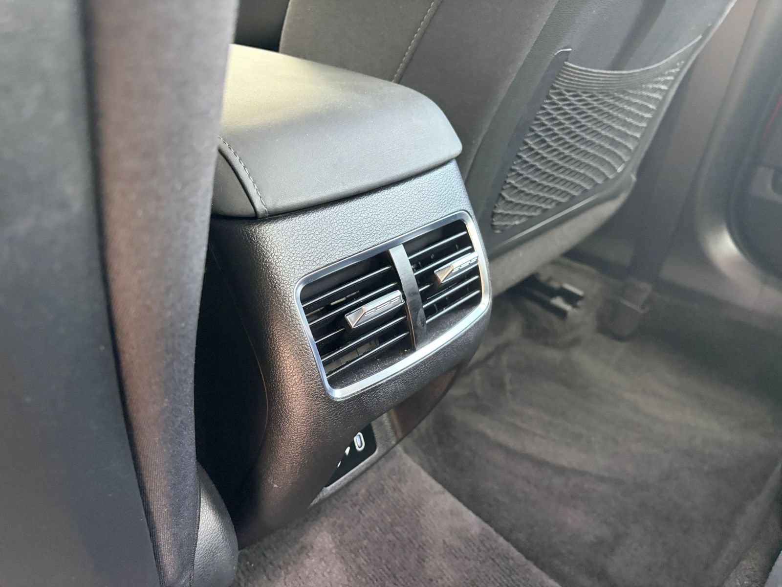 Used 2025 Hyundai Sonata SEL FWD image 23