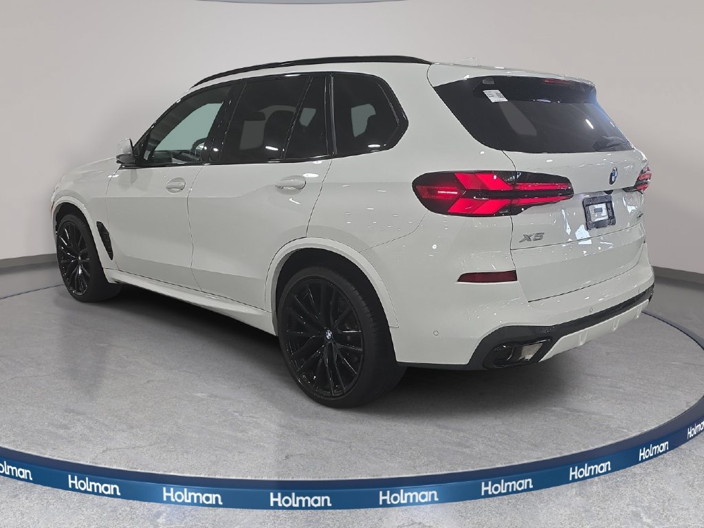 Certified 2024 BMW X5 sDrive40i w/ M Sport Package RWD image 7