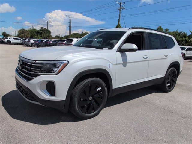 New 2026 Volkswagen Atlas SE image 4