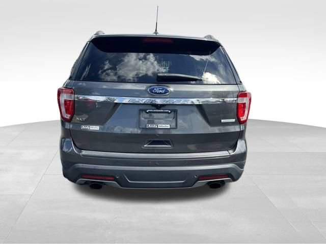 Used 2019 Ford Explorer XLT w/ Equipment Group 202A FWD image 6