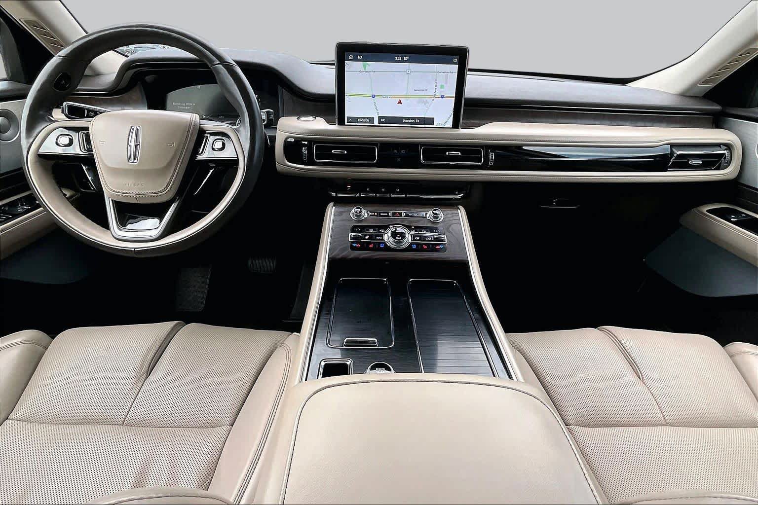 Used 2020 Lincoln Aviator Reserve w/ Equipment Group 202A AWD/4WD image 16