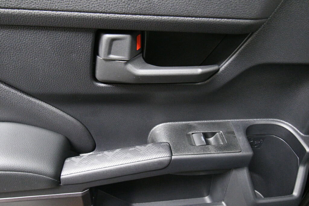 Used 2025 Toyota 4Runner SR5 image 20