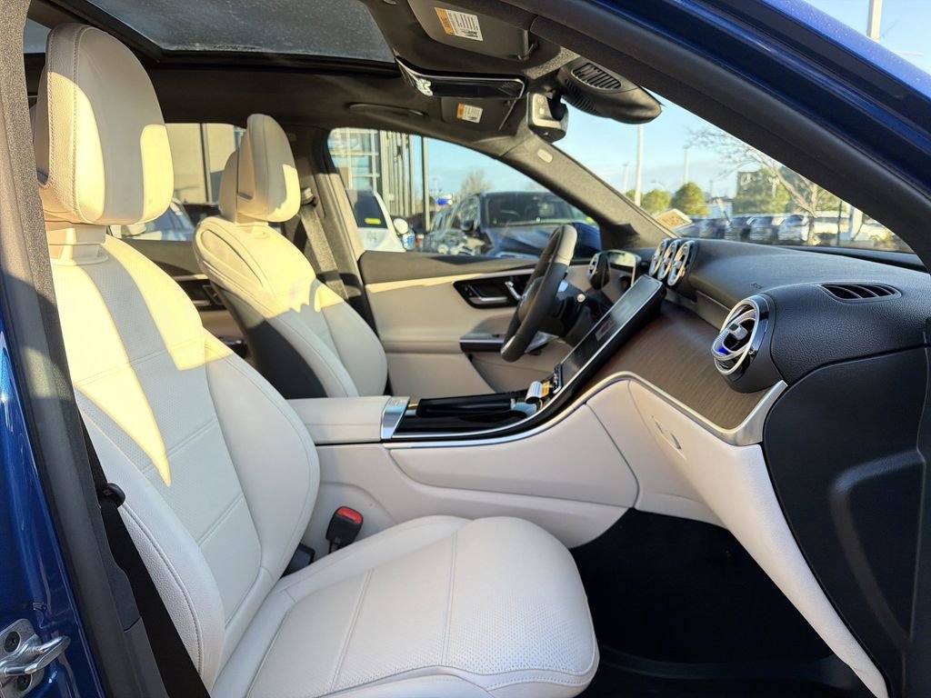 New 2026 Mercedes-Benz GLC 300 4MATIC image 19