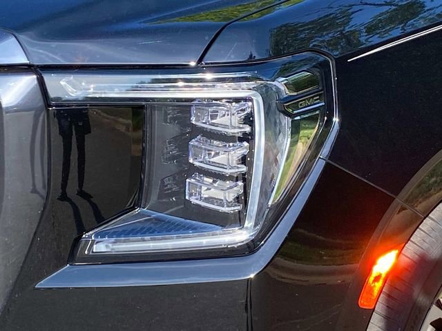 Used 2023 GMC Yukon Denali Ultimate image 5