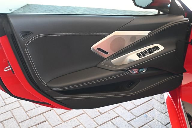 Used 2025 Chevrolet Corvette Stingray Premium Conv w/ Z51 Performance Package image 10