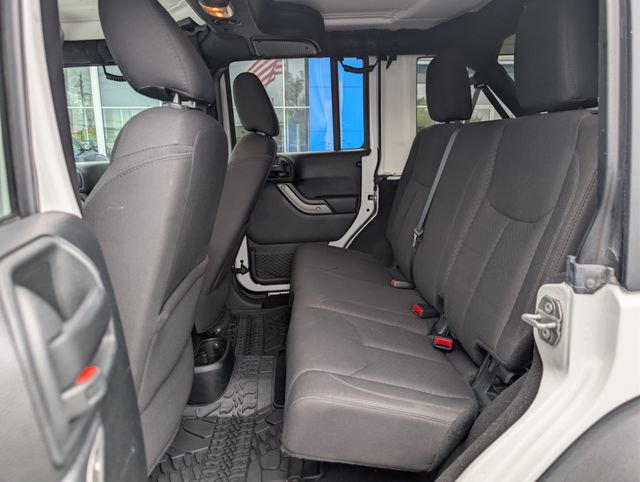 Used 2018 Jeep Wrangler Unlimited Sport S AWD/4WD image 15