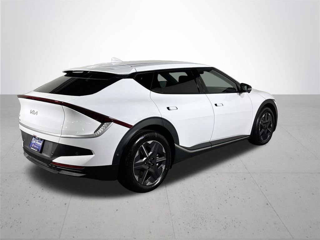 New 2025 Kia EV6 Light w/ Light LR Technology Package image 6