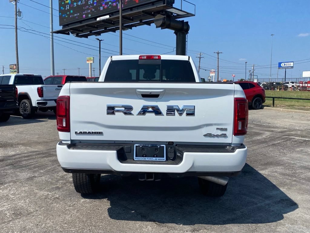Used 2026 RAM 2500 Laramie AWD/4WD image 4