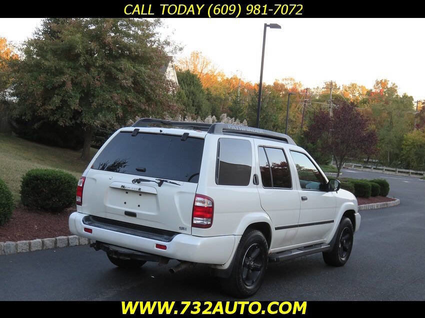 Used 2004 Nissan Pathfinder SE w/ (POP) SE Popular Pkg image 12