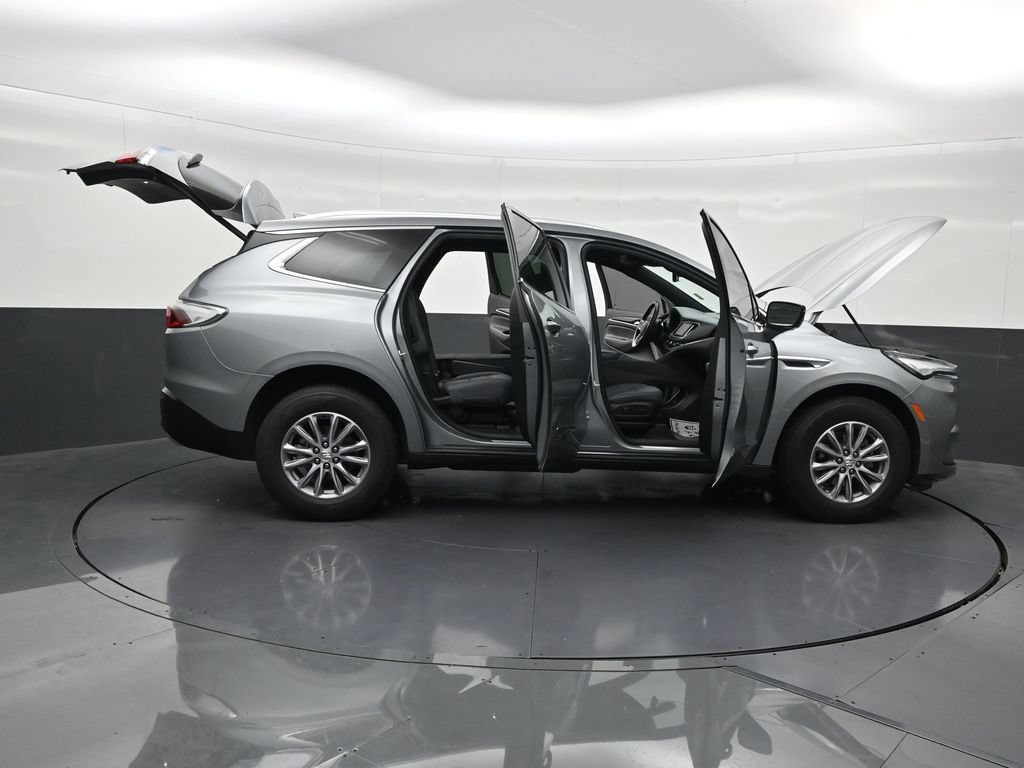 Used 2024 Buick Enclave Essence w/ Technology Package FWD image 33