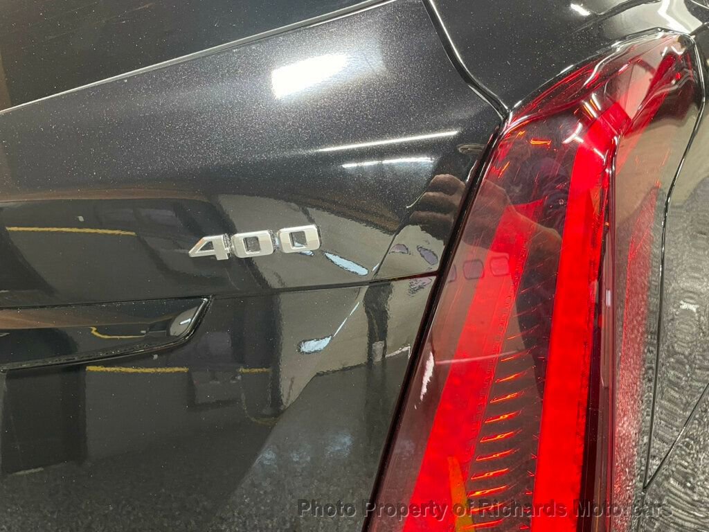 Used 2022 Cadillac XT5 Premium Luxury w/ LPO, ONYX Package AWD/4WD image 8