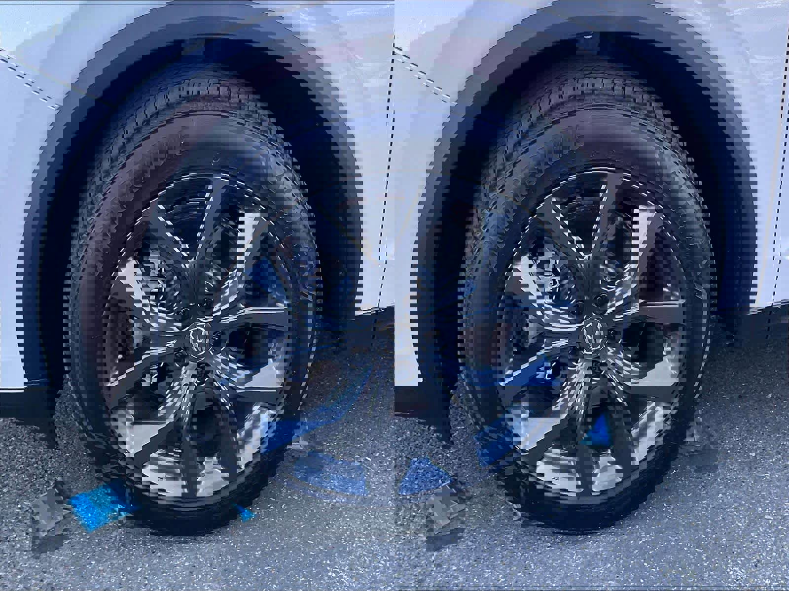 Used 2023 Acura MDX A-Spec image 11